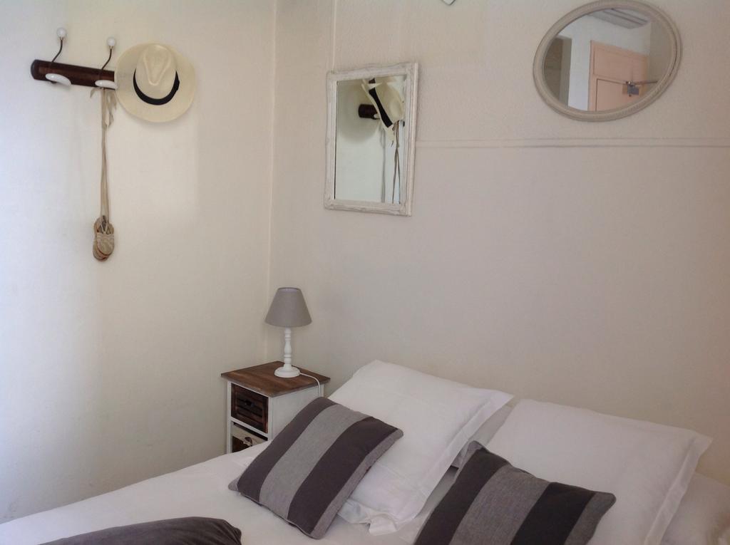 Lou Paradou Hotel Cagnes-sur-Mer Quarto foto